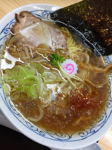 「牛と地鶏の濃厚中華そば￥750→ラーパス提示で￥650」@中華そば 地鶏丸の写真