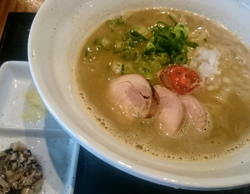「鶏煮干しらぁめん（醤油）」@麺や いま村の写真