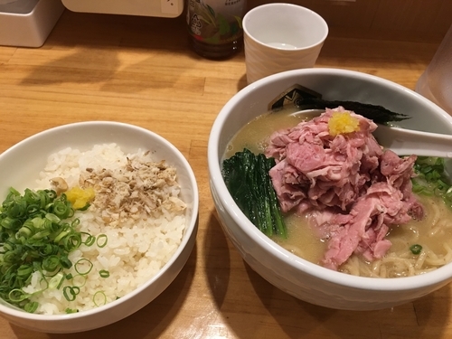 「特製濃厚真鯛らーめん」@真鯛らーめん 麺魚の写真
