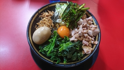 「恵寿卵油そば+大盛+旨辛韮」@家系ラーメン とらきち家の写真