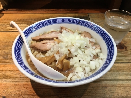 「濃厚背脂煮干し」@ナベラボ 池袋〝新潟ラーメン〟の写真