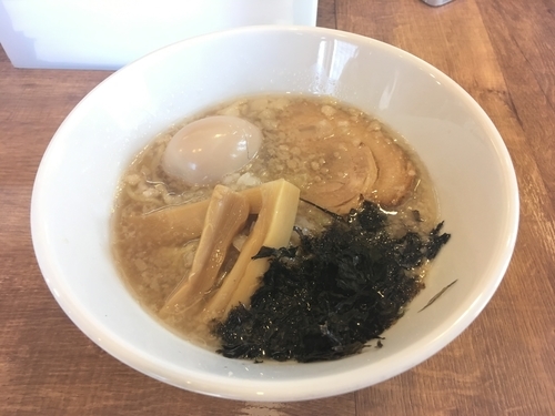 「味玉背脂煮干しそば」@煮干しそば 虎空の写真