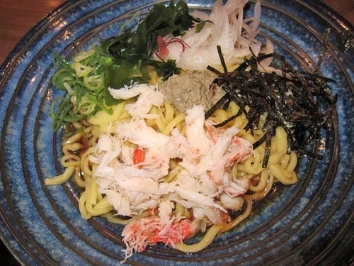 「蟹そば　680円（期間限定特価）」@魚介系まぜそば専門店 魚がしそば 新橋本店の写真