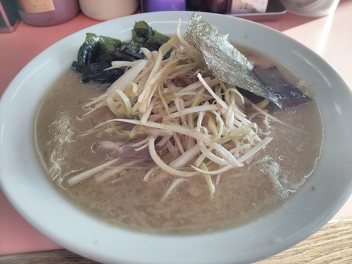「ネギラーメン中盛」@ラーメンショップ 石川店の写真