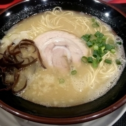 家出ラーメン九州編 750円