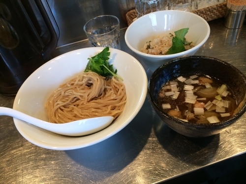 「つけそば　炊き込みご飯」@日の丸さんじの写真