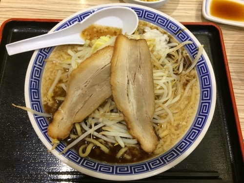 「黒ふじ麺」@山岸一雄製麺所 モラージュ菖蒲店の写真