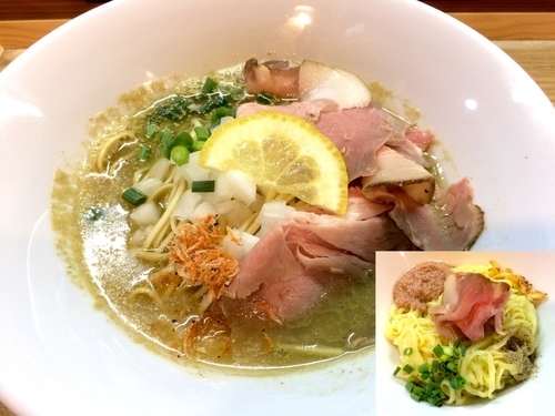 「【気まぐれ】牡蠣煮干と甘海老そば（800円）＋替玉」@中華そば 先崎の写真