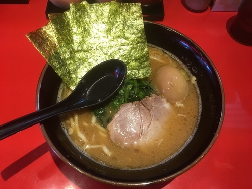 「ラーメン680円」@横浜家系らーめん 清水家の写真