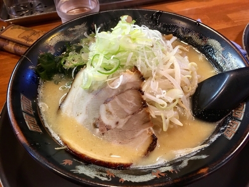 「味噌らーめん¥800+サービス券餃子5個」@北海道らーめん 味源 小平店の写真