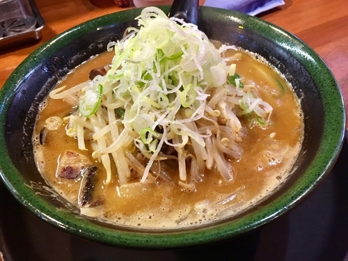 「味噌オロチョン ¥900」@北海道らーめん 味源 小平店の写真