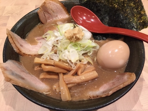 「特製ラーメン：1000円」@にぼしらーめん88の写真