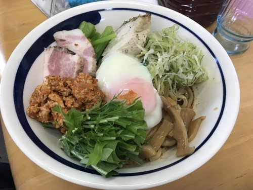 「辛肉辛麺和え蕎麦 1,100円」@MENYA 食い味の道有楽の写真