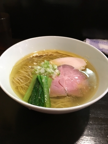 「塩らぁ麺」@らぁ麺 すぎ本の写真