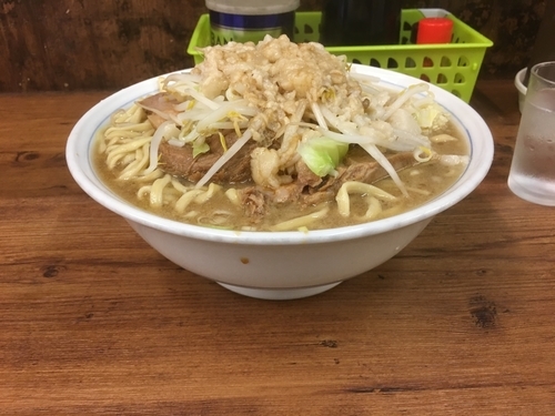 「大豚ラーメン＋ネギ」@ラーメン二郎 品川店の写真
