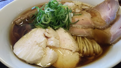 「極み鶏そば」@牟岐縄屋の写真