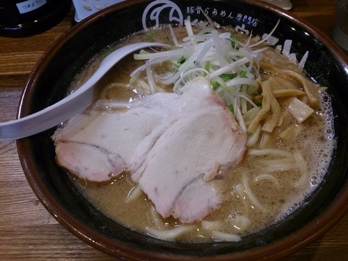 「豚骨味噌らあめん 中」@豚骨らあめん専門店 とんこつ家ZUNの写真