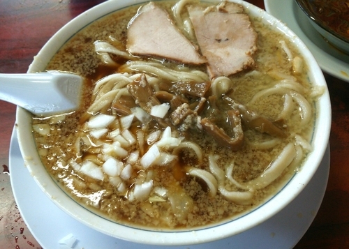 「中華そば　800円」@杭州飯店の写真