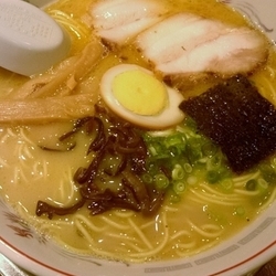 山水亭ラーメン