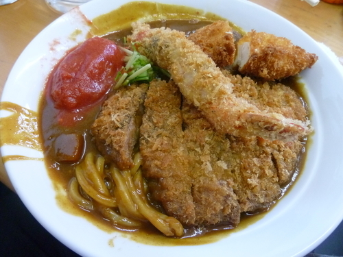 「【限定】ぶっかけデミグラトマトカレー Ｃ」@MENYA 食い味の道有楽の写真