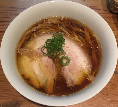 「醤油ラーメン750円」@ラーメン屋 トイ・ボックスの写真