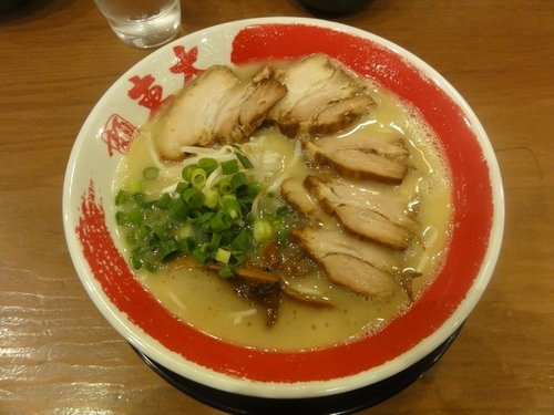 「白ラーメン」@ラーメン東大 京都店の写真