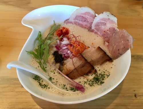 「豚泡 チャーシューsoba」@AWANOUTAの写真