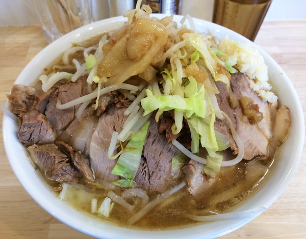 豚マシラーメン(ヤサイニンニクアブラ)