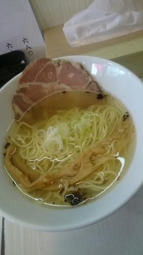 「しおらーめん  ６８０円」@拉麺 しのざきの写真
