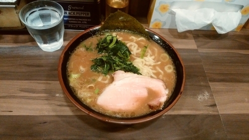 「ラーメン」@神田ラーメン わいず 神田本店の写真