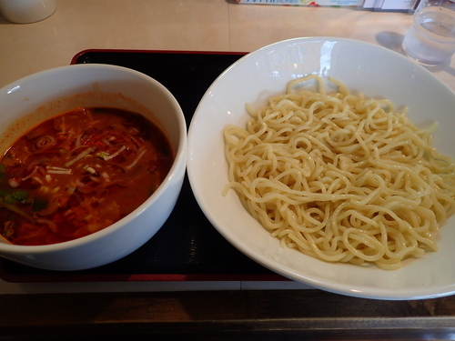 「つけそば辛龍・１.５玉」@燃えろドラゴンの写真