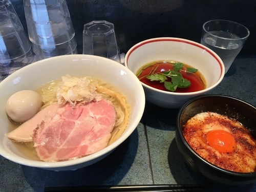 「特製つけ麺  ＋  卵かけご飯（1180円）」@とものもとの写真