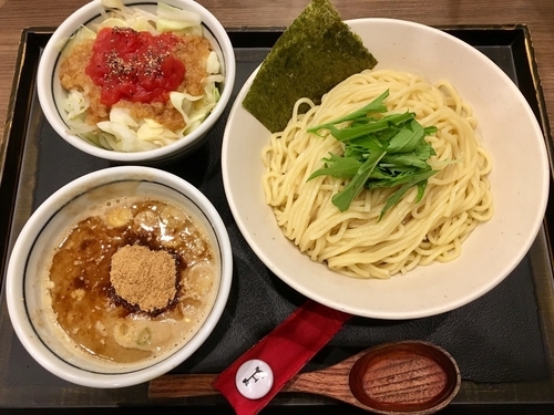 「鶏と魚介の濃厚つけ麺＋トマトジロベジ」@INOSHOWの写真