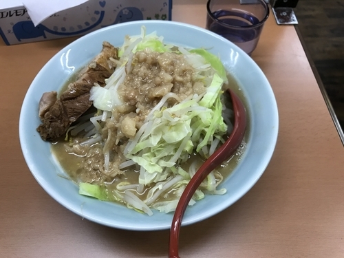 「小ラーメン 野菜少なめ」@立川マシマシ 5号店の写真