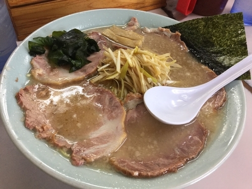 「ねぎチャーシュー麺」@◯つばき食堂の写真