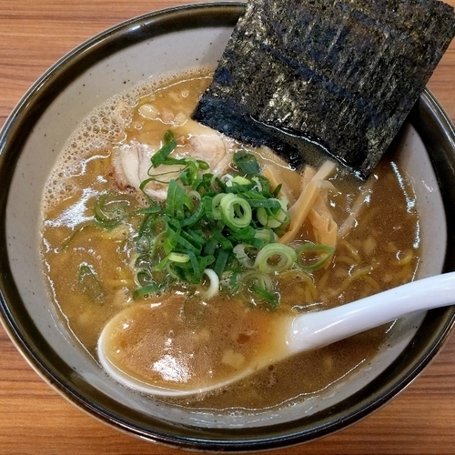 「しょうゆらーめん･こってり」@鶏や 総本店の写真