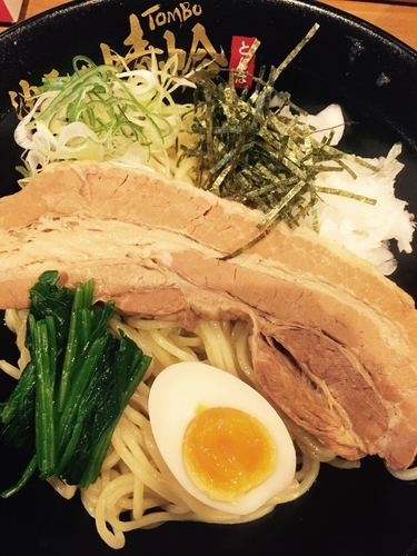 「特製チャーシュー油そば(日替り？)」@油そばの店 蜻蛉の写真