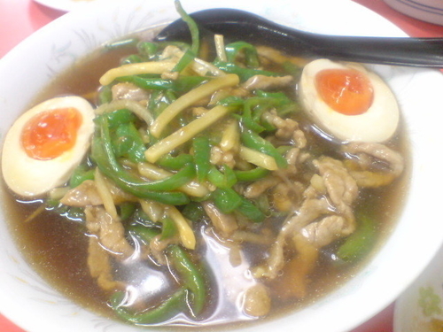 「牛肉あんかけそば(950円)」@大楽亭 朝霞台南口店の写真