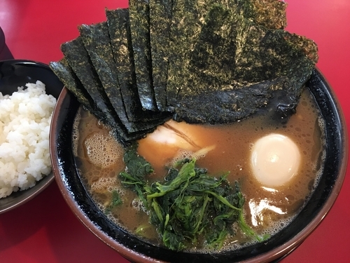 「ラーメン+味玉+海苔+半ライス」@家系ラーメン 熊田家の写真