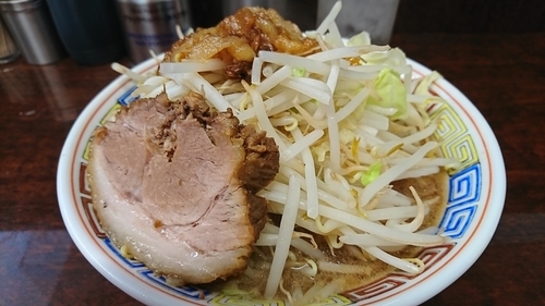 「ミニラーメン カタメヤサイアブラオオメニンニク少し」@ラーメン二郎 めじろ台店の写真