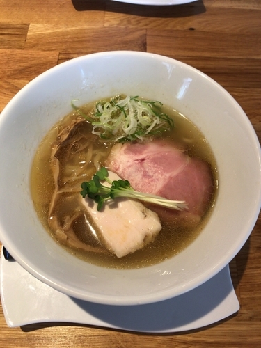 「【木曜限定】塩らぁめん」@麺.SUZUKiの写真