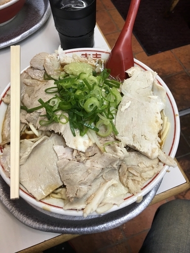 「にんにくチャーシュー麺」@ちゃあしゅうめん ゆうらいの写真