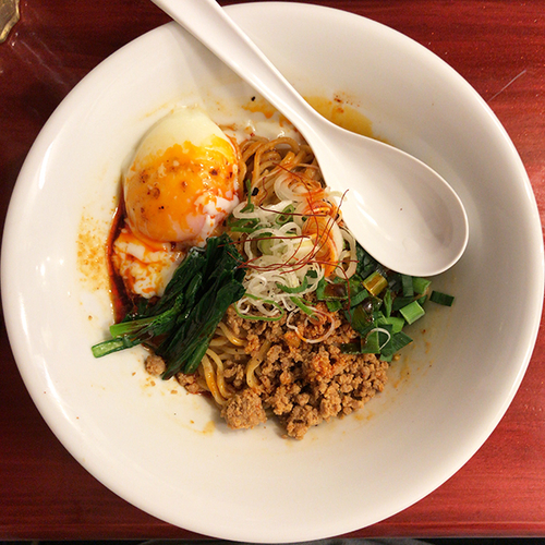 「温玉汁なし担々麺」@noodles house 錦鯉の写真