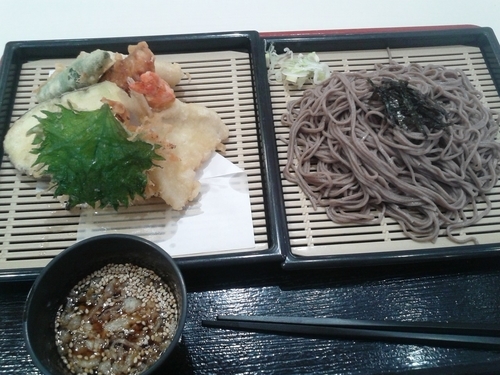 「7種の天ぷら&ざるそば999円が柏ランパス7で540円」@たけやの写真