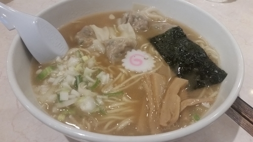 「ワンタン麺　850円」@Hananoki@Plusの写真