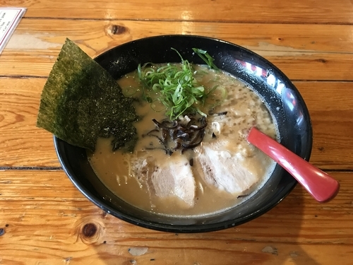 「博多味噌ラーメン 730円+ランチ時替玉&ごはん無料」@博多ド豚骨ラーメン マルシンの写真