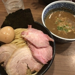 特製極濃厚煮干つけ麺（中盛）1080円