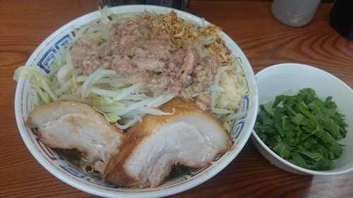 「小汁なし　野菜ニンニク脂　大葉」@ラーメン二郎 亀戸店の写真