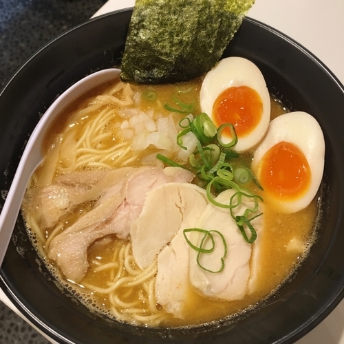 「特製濃厚海老鶏そば」@めんや 鶏志の写真