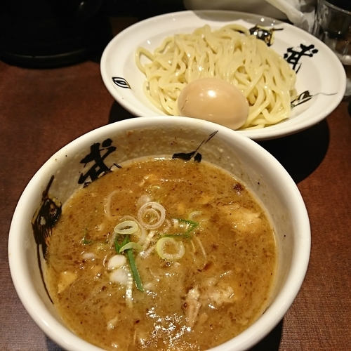 「濃厚味玉つけ麺 1030えん」@麺屋武蔵 武仁の写真